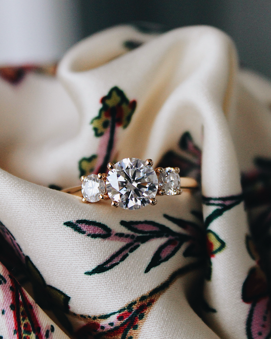 Kalea - 18K Trilogie Verlobungsring mit Brillanten, Draufsicht